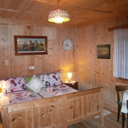 Bergbauernhof Ausserberglet Farm stay Innervillgraten