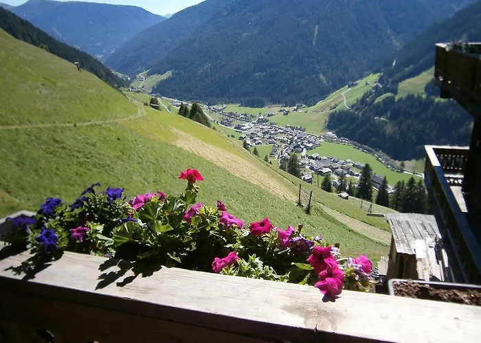 Bergbauernhof Ausserberglet مزرعة للإقامة انرفلغراتن