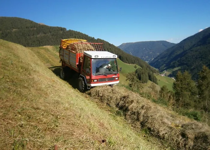 Bergbauernhof Ausserberglet مزرعة للإقامة انرفلغراتن